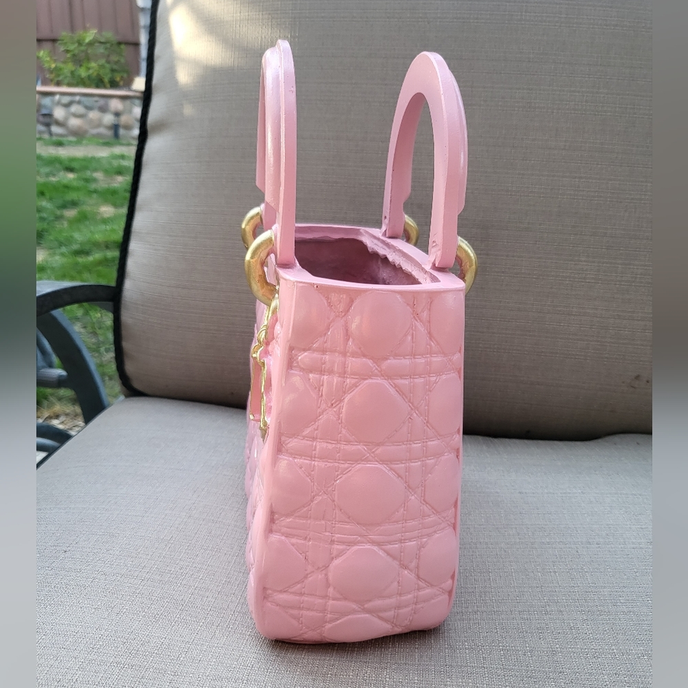 Luxury Handbag Vase (Pink) - Picture 3 of 4